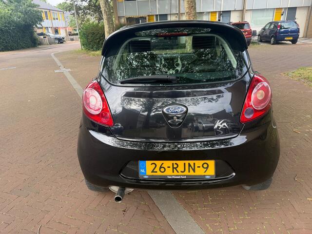 Ford KA Versnellingsbak / e distributieriem / APK