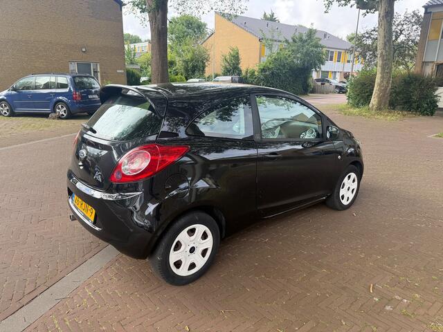Ford KA Versnellingsbak / e distributieriem / APK