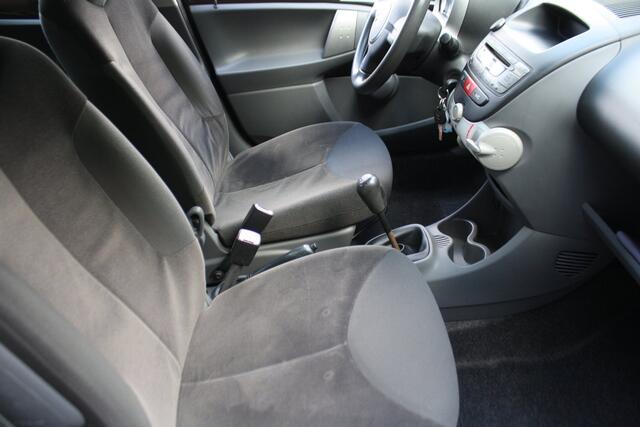 Citroen C1 1.0-12V Ambiance - AIRCO - RIJKLAAR - APK 7-27 - 5-DEURS