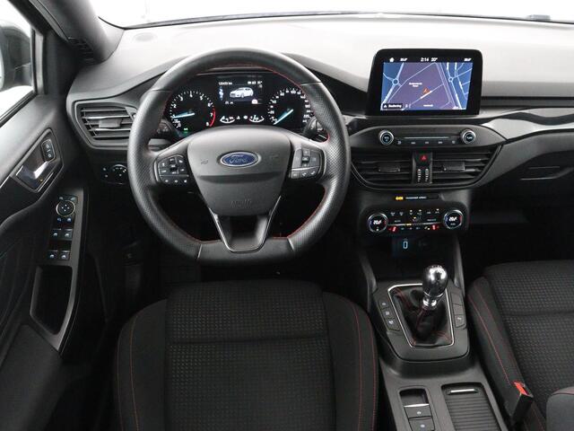 Ford Focus 1.5 EcoBoost ST Line | Stoelverwarming | Adaptive cruise | Camera | Carplay | Stuurverwarming | Navigatie | Full LED | Parkeerhulp | Climate con