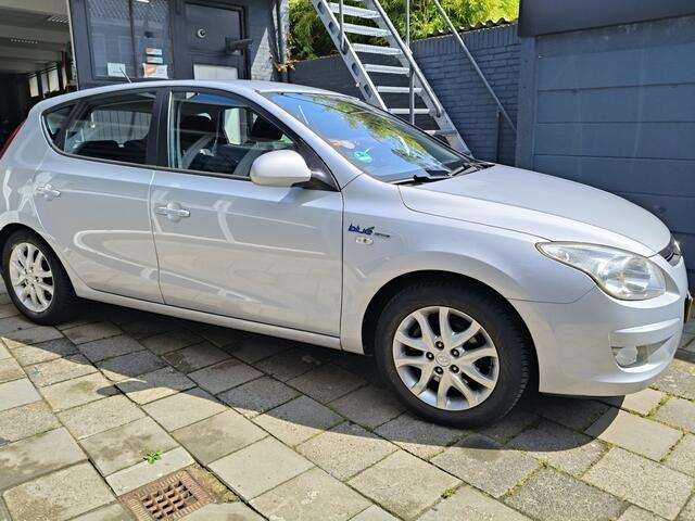 Hyundai I 30 1.6i Dynamic Business nw APK Parkeersensoren Goed onderhouden