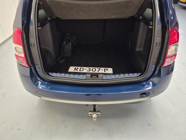 Dacia Duster 1.2 TCe 4x2 Blackshadow Navi Airco CruiseControl Alu Trekhaak