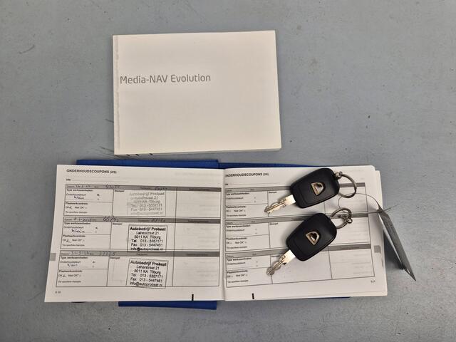 Dacia Duster 1.2 TCe 4x2 Blackshadow Navi Airco CruiseControl Alu Trekhaak