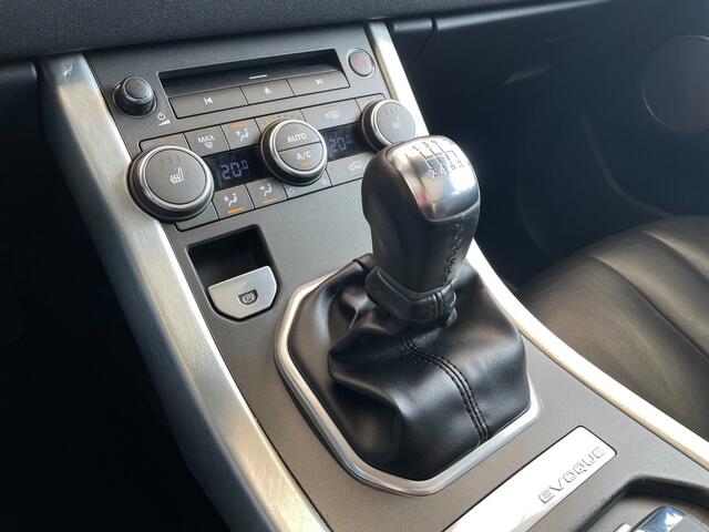 Land Rover Range ROVER EVOQUE 2.2 eD4 2WD Dynamic|Glazen dak|Trekhaak|Meridian Audio|Stoelverwarming