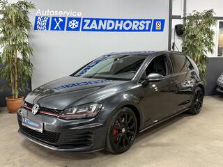Volkswagen Golf VII