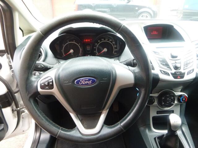 Ford Fiesta 1.25 Titanium,5deurs,AIRCO,etc.TOPSTAAT
