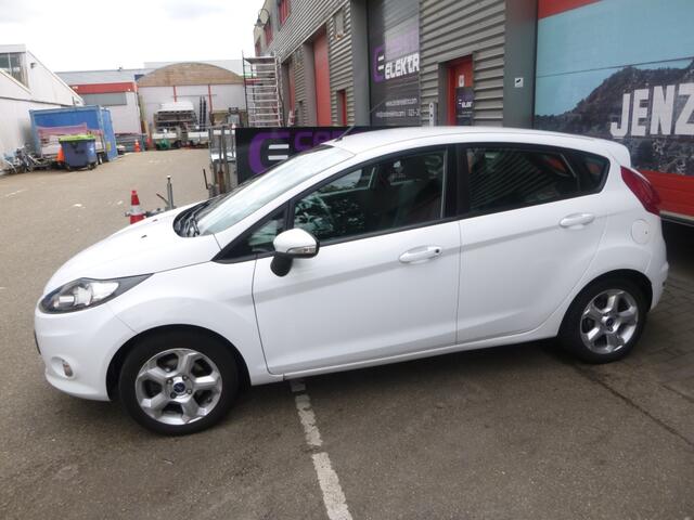 Ford Fiesta 1.25 Titanium,5deurs,AIRCO,etc.TOPSTAAT