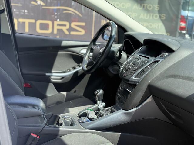 Ford Focus 1.0 EcoBoost Edition Luxe uitvoering trekhaak clima