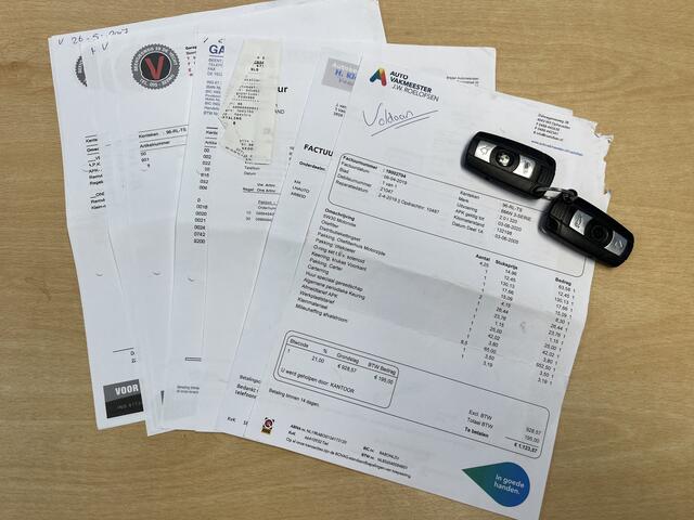BMW 3-Serie 320i Dynamic Executive Ecc/Audio/Navi/Leer/Lm
