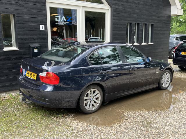BMW 3-Serie 320i Dynamic Executive Ecc/Audio/Navi/Leer/Lm