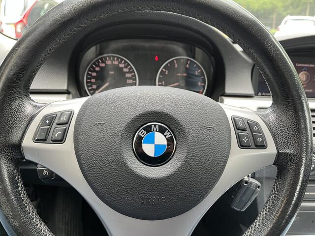BMW 3-Serie 320i Dynamic Executive Ecc/Audio/Navi/Leer/Lm