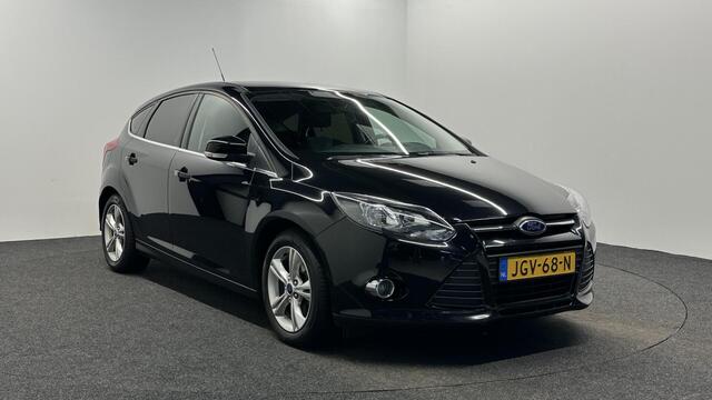 Ford Focus 1.0 EcoBoost Edition Plus ECC TREKHAAK STOELVERWARMING.