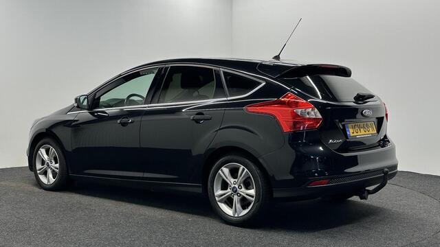 Ford Focus 1.0 EcoBoost Edition Plus ECC TREKHAAK STOELVERWARMING.