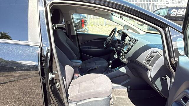KIA RIO 1.2 CVVT ExecutiveLine Blackline Navi Camera Huurkoop Inruil APK Garantie