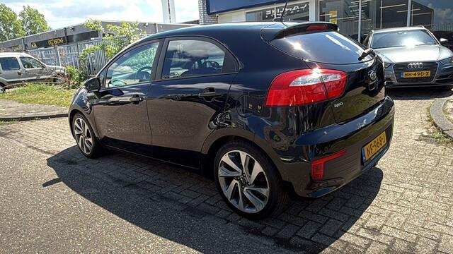 KIA RIO 1.2 CVVT ExecutiveLine Blackline Navi Camera Huurkoop Inruil APK Garantie