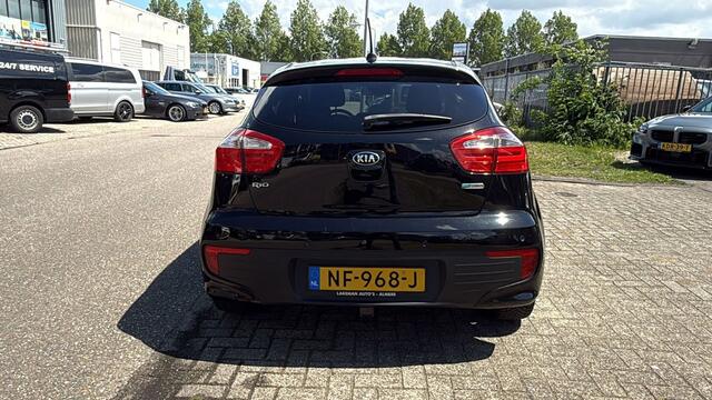 KIA RIO 1.2 CVVT ExecutiveLine Blackline Navi Camera Huurkoop Inruil APK Garantie