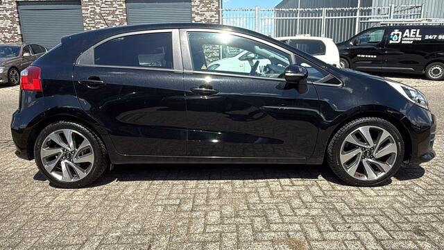 KIA RIO 1.2 CVVT ExecutiveLine Blackline Navi Camera Huurkoop Inruil APK Garantie