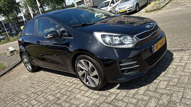 KIA RIO 1.2 CVVT ExecutiveLine Blackline Navi Camera Huurkoop Inruil APK Garantie