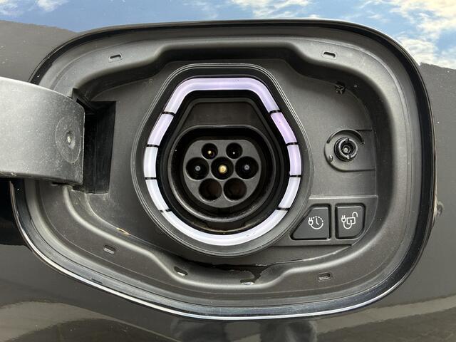 Ford Kuga 2.5 PHEV ST-Line / B & O Audio / Camera 360 / Adaptieve Cruise / Elektr. Bestuurders Stoel / Elektr. Achterklep / Leder Alcantara Bekleding / Par
