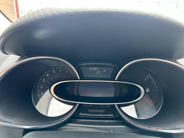 Renault Clio Estate 0.9 TCe Limited / Navi / PDC / DAB / Keyless / Clima / LM
