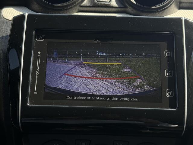 Suzuki Swift 1.2 Select Smart Hybrid Apple Carplay/Android Auto