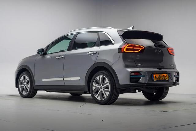 KIA E-Niro ExecutiveLine 64 kWh 3-fase [ Leder JBL Adapt.cruise LED ]