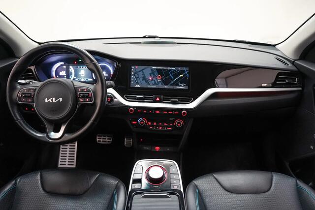 KIA E-Niro ExecutiveLine 64 kWh 3-fase [ Leder JBL Adapt.cruise LED ]