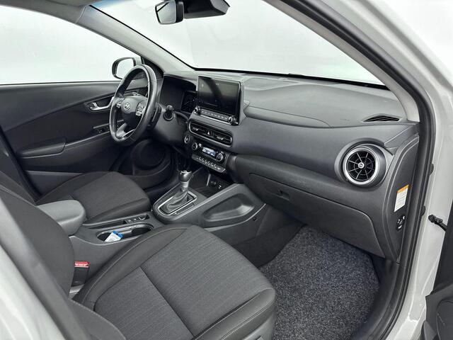 Hyundai Kona 1.6 GDI HEV Fashion | Achteruitrij camera | Cruise control | Head up display | Navigatie |