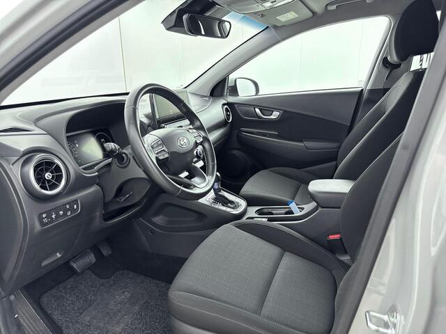 Hyundai Kona 1.6 GDI HEV Fashion | Achteruitrij camera | Cruise control | Head up display | Navigatie |