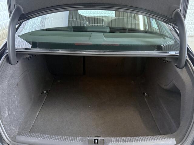 Audi A4 Limousine 1.8 TFSI Business Edition Sedan / AUTOMAAT 2013