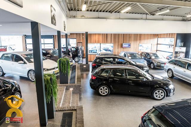 Ford C-MAX 1.0 126PK Titanium | TREKHAAK | NAVIGATIE |