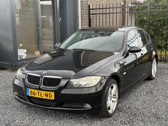 BMW 3-Serie 320i AIRCOAPK6BAKSEDAN