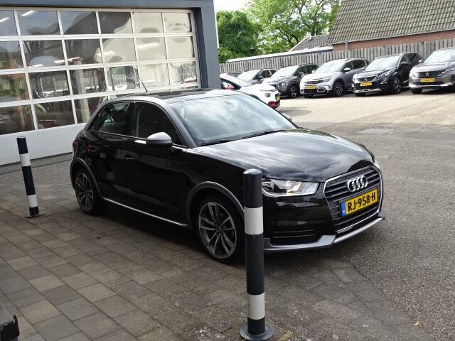 Audi A1 Sportback 1.0 TFSI Adrenalin