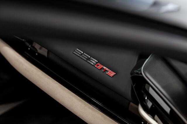 Ferrari 296 GTS ~Ferrari Munsterhuis~