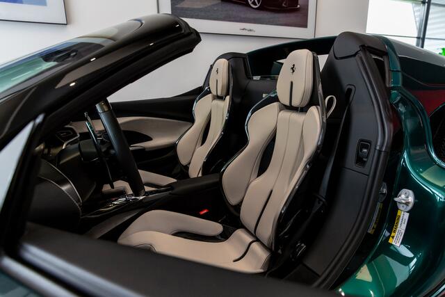 Ferrari 296 GTS ~Ferrari Munsterhuis~