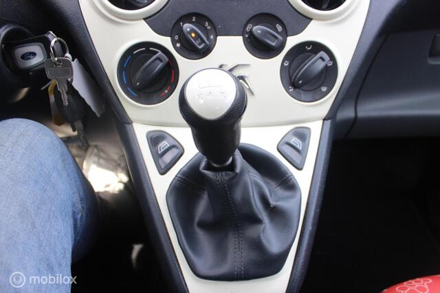Ford KA 1.2 Cool&Sound, airco etc.