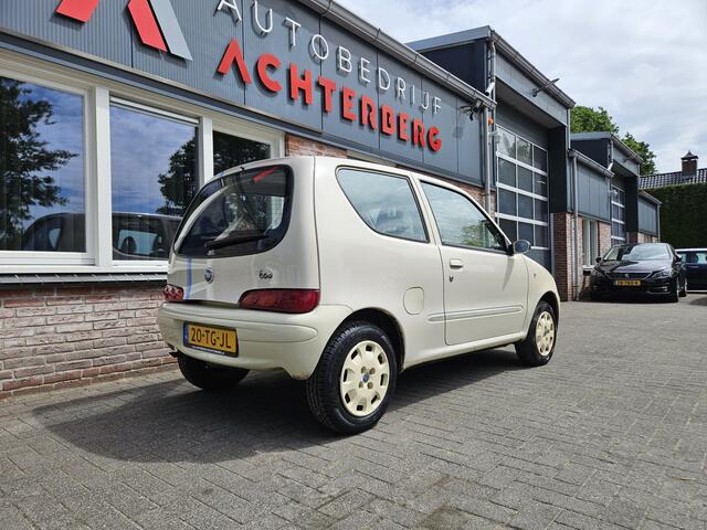 Fiat 600 1.1 Young Stuurbekrachtiging NAP Dealer Onderhouden Leuke Auto