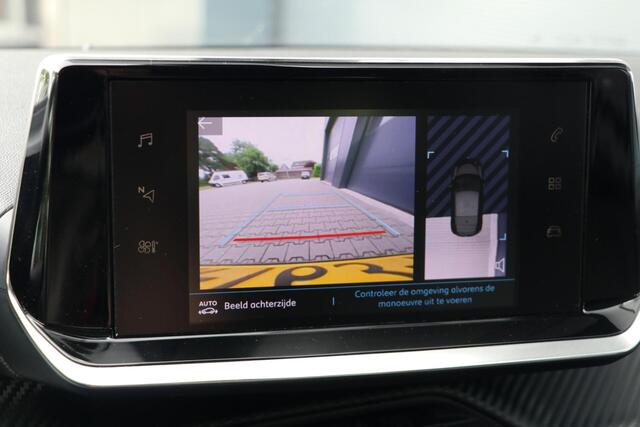 Peugeot E-208 EV Allure Pack 50 kWh AppleCarplay 3 Fase Camera PrivacyGlass Pdc Lmv 35000KM BJ2021