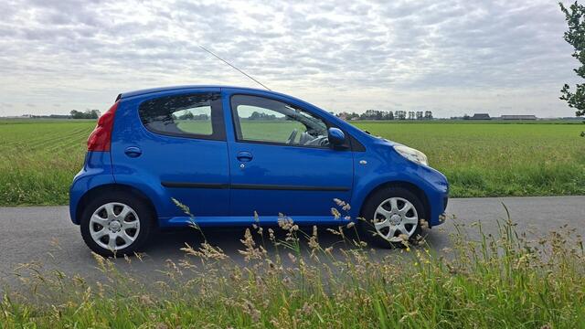 Peugeot 107 1.0-12V XS, AUTOMAAT, 1e Eigenaar, NWE APK?