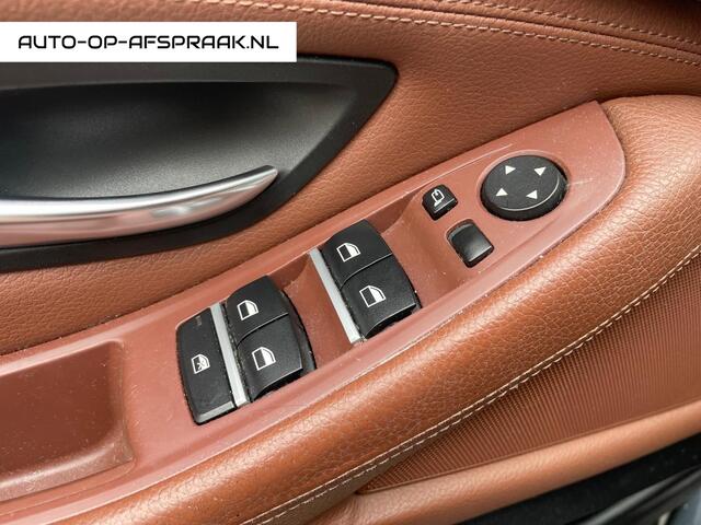 BMW 5-Serie 523i High Executive M-pakket Navi Leer Clima Cruise