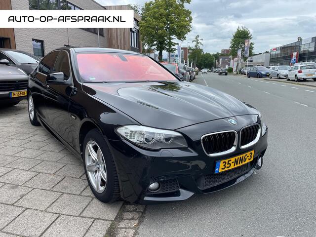BMW 5-Serie 523i High Executive M-pakket Navi Leer Clima Cruise