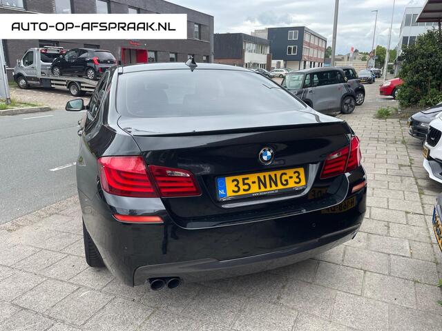BMW 5-Serie 523i High Executive M-pakket Navi Leer Clima Cruise