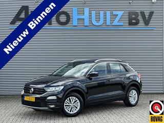 VOLKSWAGEN T-Roc 1.0 TSI Style Trekhaak LMV Airco ACC PDC voor en achterzijde