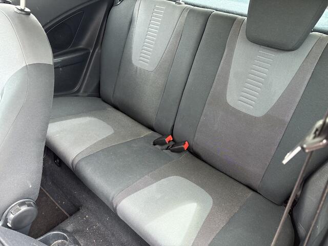 Ford KA 1.2 Titanium AIRCO