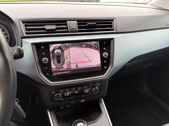 Seat Arona 1.0 TSI Style Business Intense Camera, trekhaak
