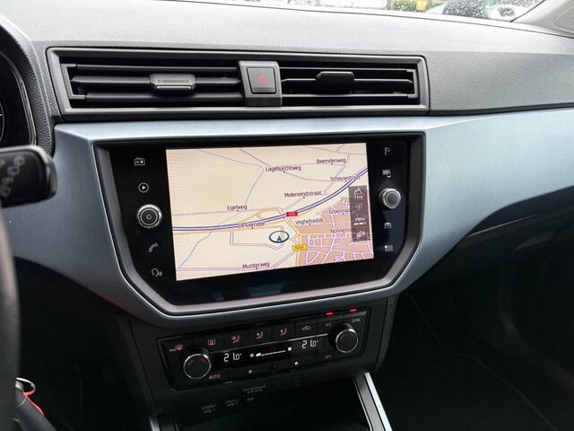 Seat Arona 1.0 TSI Style Business Intense Camera, trekhaak