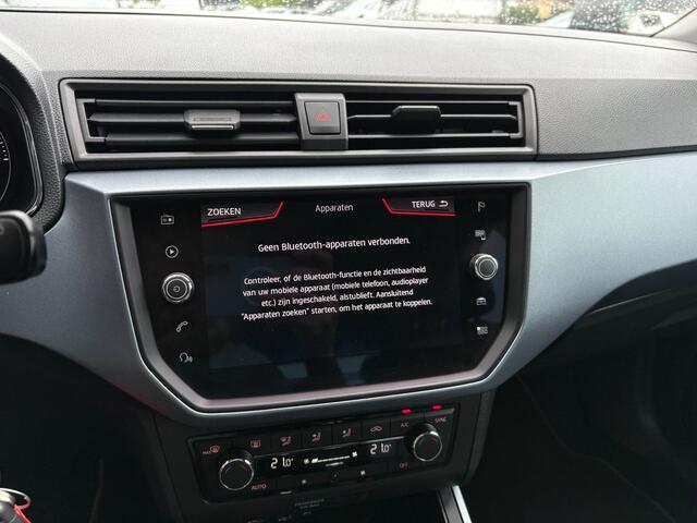 Seat Arona 1.0 TSI Style Business Intense Camera, trekhaak
