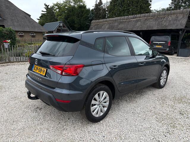 Seat Arona 1.0 TSI Style Business Intense Camera, trekhaak