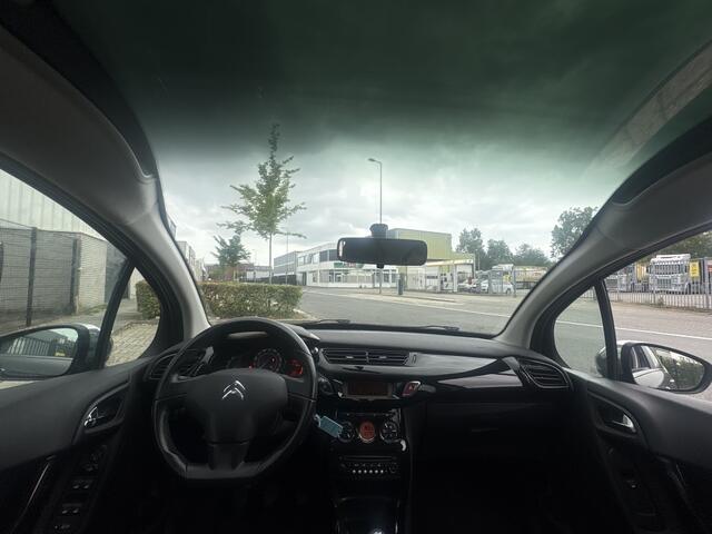 Citroen C3 1.6 e-HDi Selection Pano|Sensor|Clima|Lage km