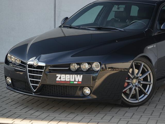 Alfa Romeo 159 Sportwagon 1.750 TBI Turbo 200 PK TI | Leder | Bose | Xenon | Cruise | 19